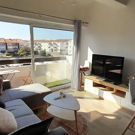 아파트 T2 Climatise Avec Vue Marina Et Parking Prive *